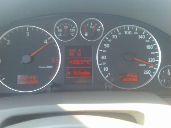 Audi A6 V6 2.5 TDI 163 hp 234 km/h